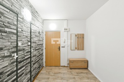 nabízí, pronájem, byty 2+1 Průběžná 606, Milovice - Mladá
