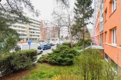 Pronájem, Byty 2+kk,  m2 - Praha - Horní Měcholupy
