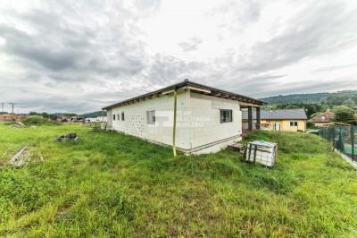 Prodej, Rodinné domy,  148 m2 - Čím