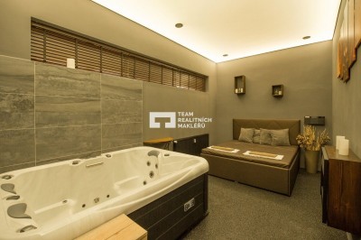 Prodej, Obchodní prostory Relax Club,  Uzbecká, Praha 10 Vršovice