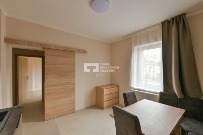 Pronájem, Byty 1+1, 28 m2 - Praha - Střížkov