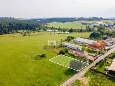 Stavební pozemek o výměře 976 m2, Černá v Pošumaví
