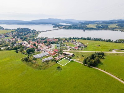 Stavební pozemek o výměře 976 m2, Černá v Pošumaví