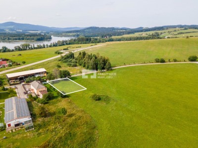 Stavební pozemek o výměře 976 m2, Černá v Pošumaví