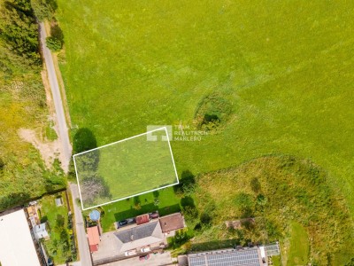 Stavební pozemek o výměře 976 m2, Černá v Pošumaví