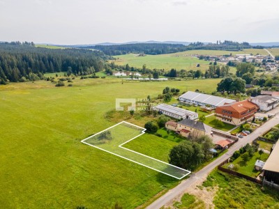Stavební pozemek o výměře 1 048 m2, Černá v Pošumaví