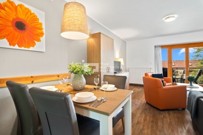 Apartmán o dispozici 3+kk s balkonem přímo na Lipně