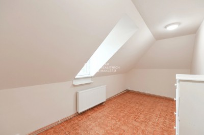 Pronájem, Byty 3+kk, 82 m2 - Praha - Střížkov
