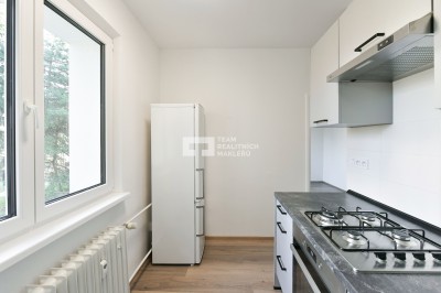 Pronájem, Byty 2+1,  51m2 - Praha - Strašnice