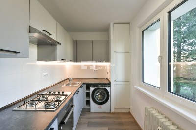 Pronájem, Byty 2+1,  51m2 - Praha - Strašnice
