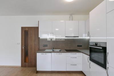 Pronájem, Byty 2+kk, 68 m2 - Jesenice