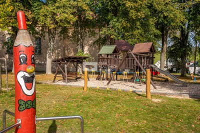 Prodej, Ubytování, 1100 m2 - Kořenov - Polubný