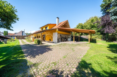 Výjimečný rodinný dům 280 m², Ondřejov
