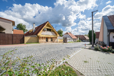 Výjimečný rodinný dům 280 m², Ondřejov