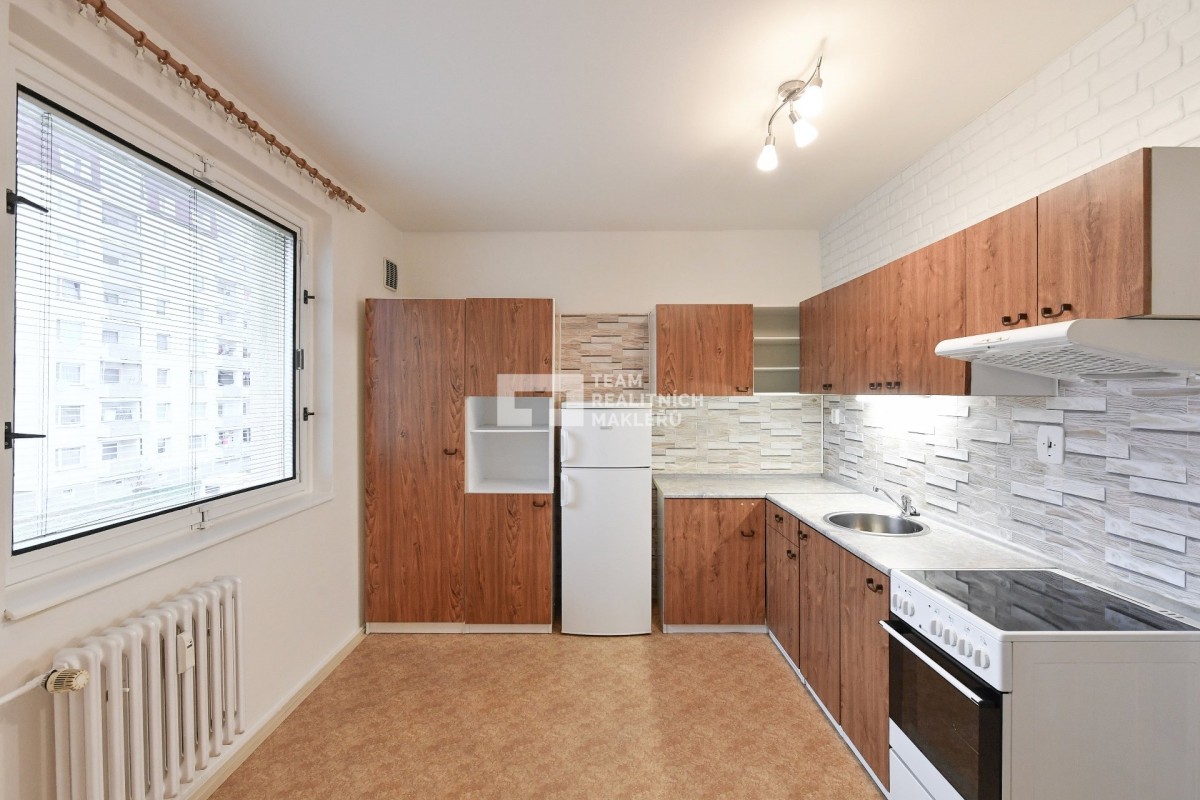 nabízí, pronájem, byty 2+1 Průběžná 606, Milovice - Mladá