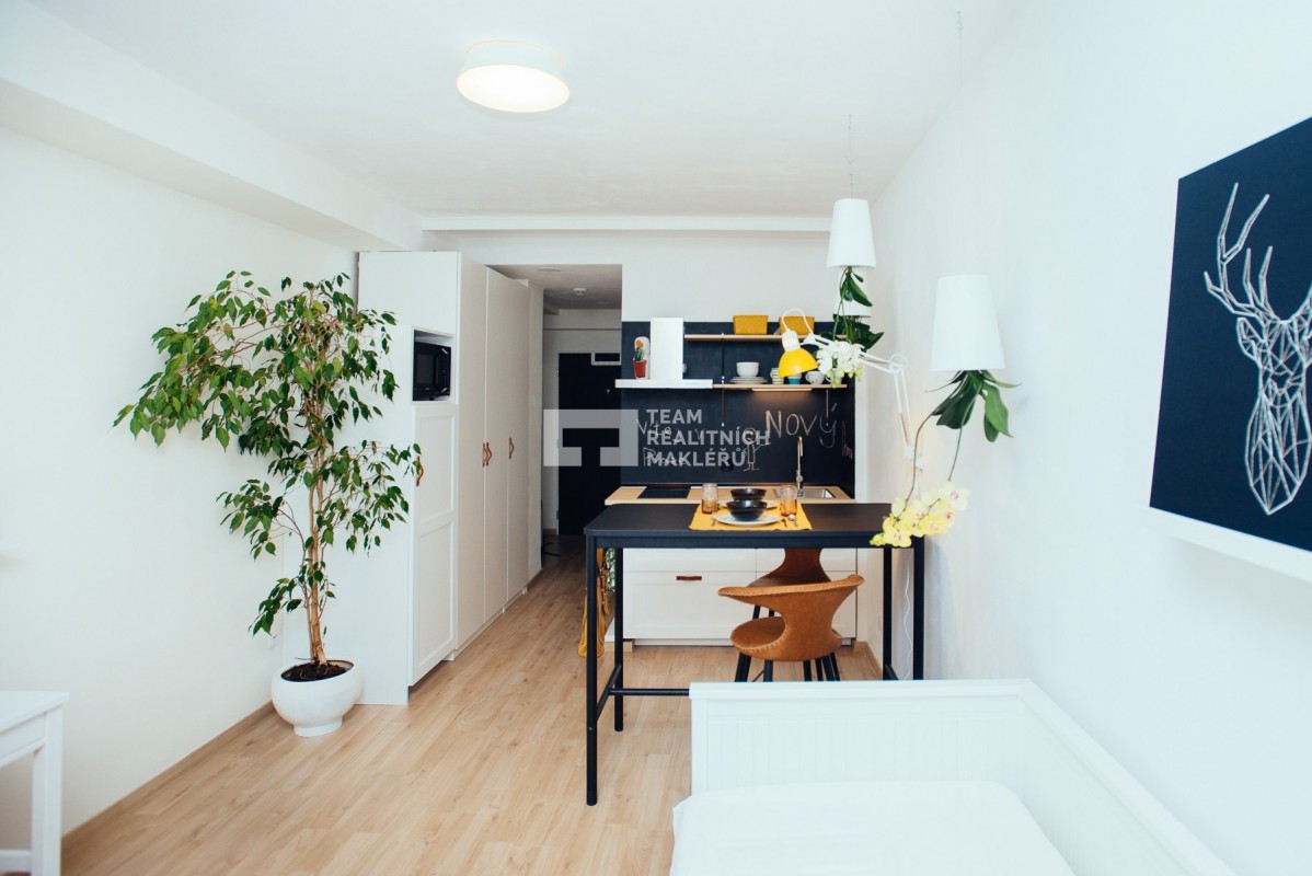 Prodej, Byty 1+kk,  27 m2 - Praha - Jinonice