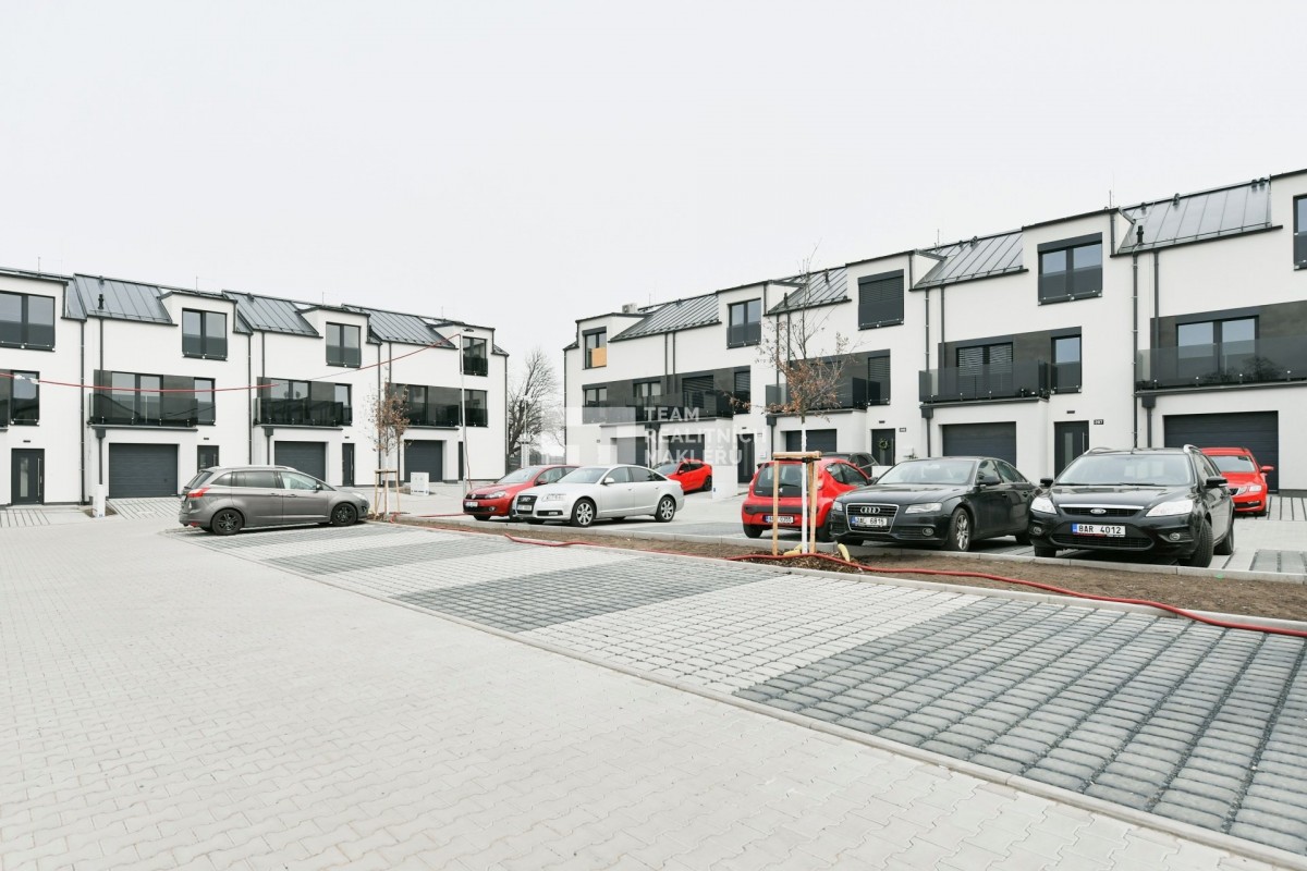 Pronájem, Byty 2+kk, 34m2 -