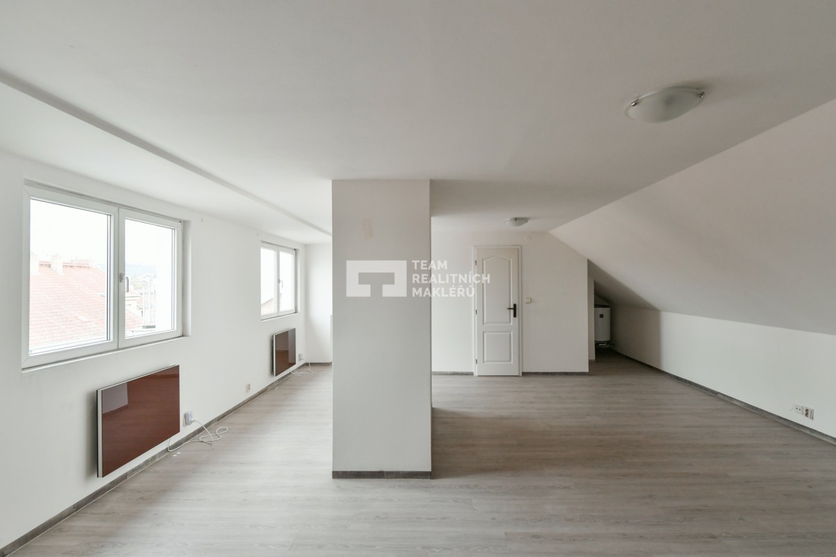Pronájem, Byty 1+kk, 36m2 - Praha - Libeň